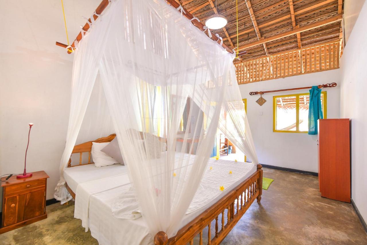 De Silva Wind Resort Kalpitiya - Kitesurfing School Sri Lanka ภายนอก รูปภาพ