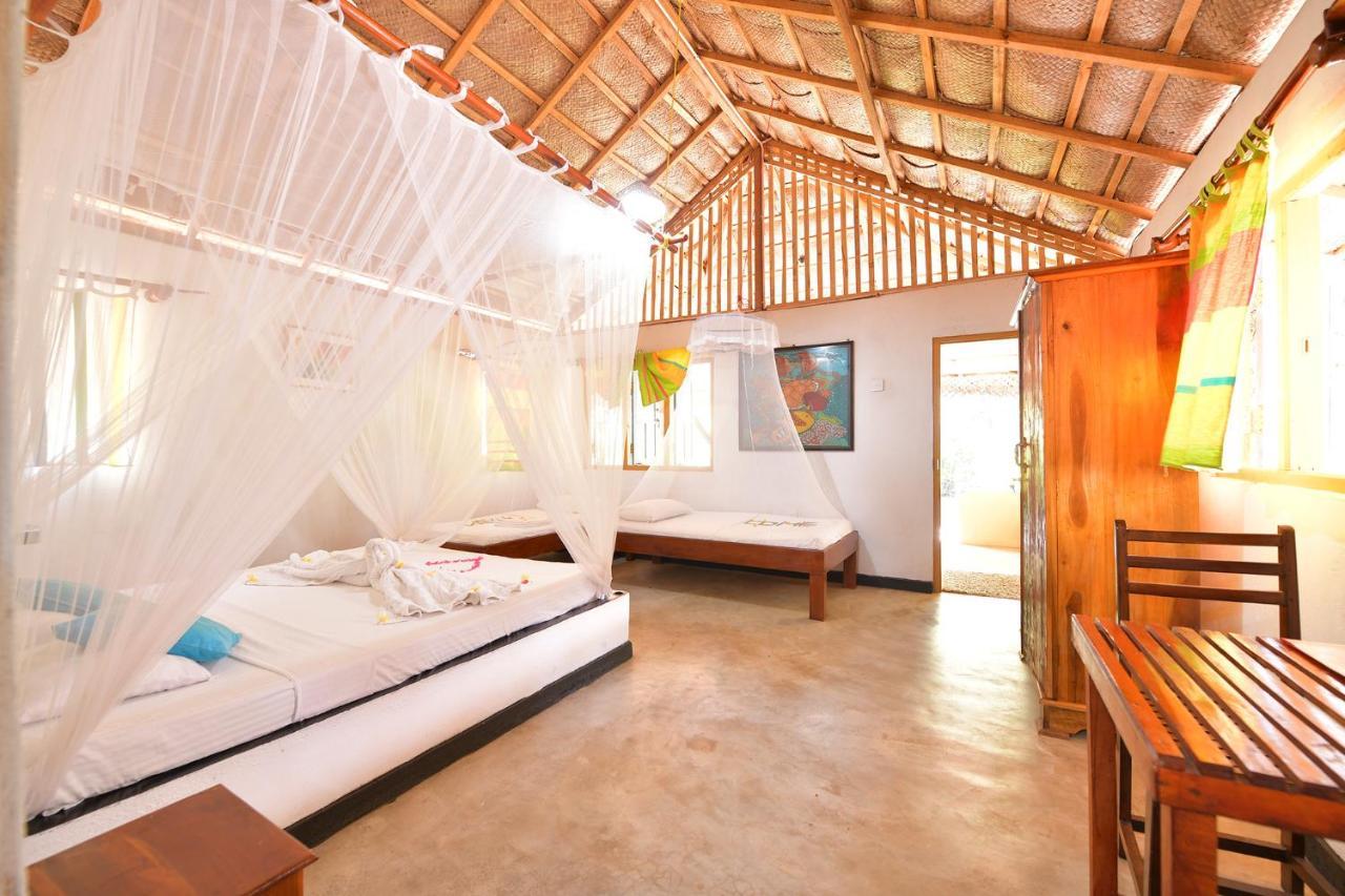 De Silva Wind Resort Kalpitiya - Kitesurfing School Sri Lanka ภายนอก รูปภาพ