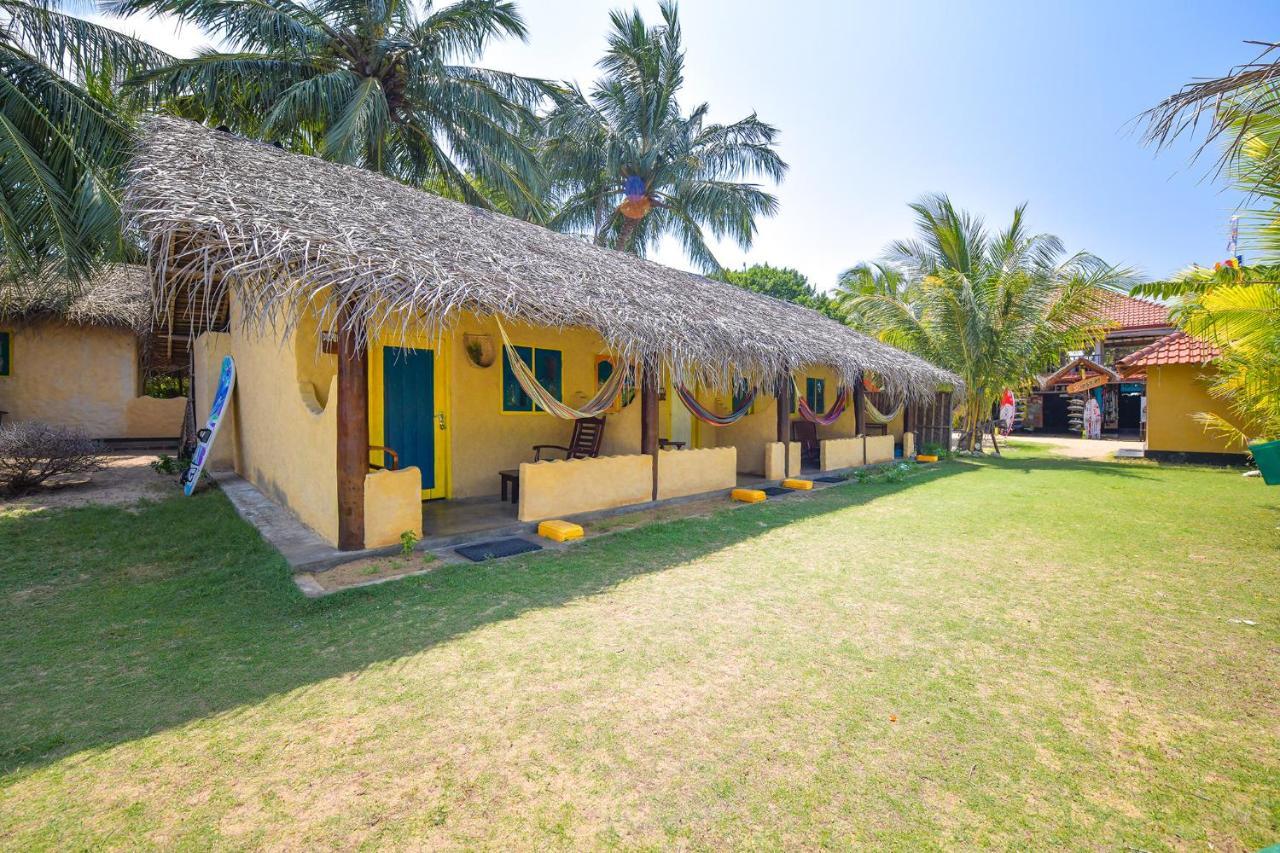 De Silva Wind Resort Kalpitiya - Kitesurfing School Sri Lanka ภายนอก รูปภาพ
