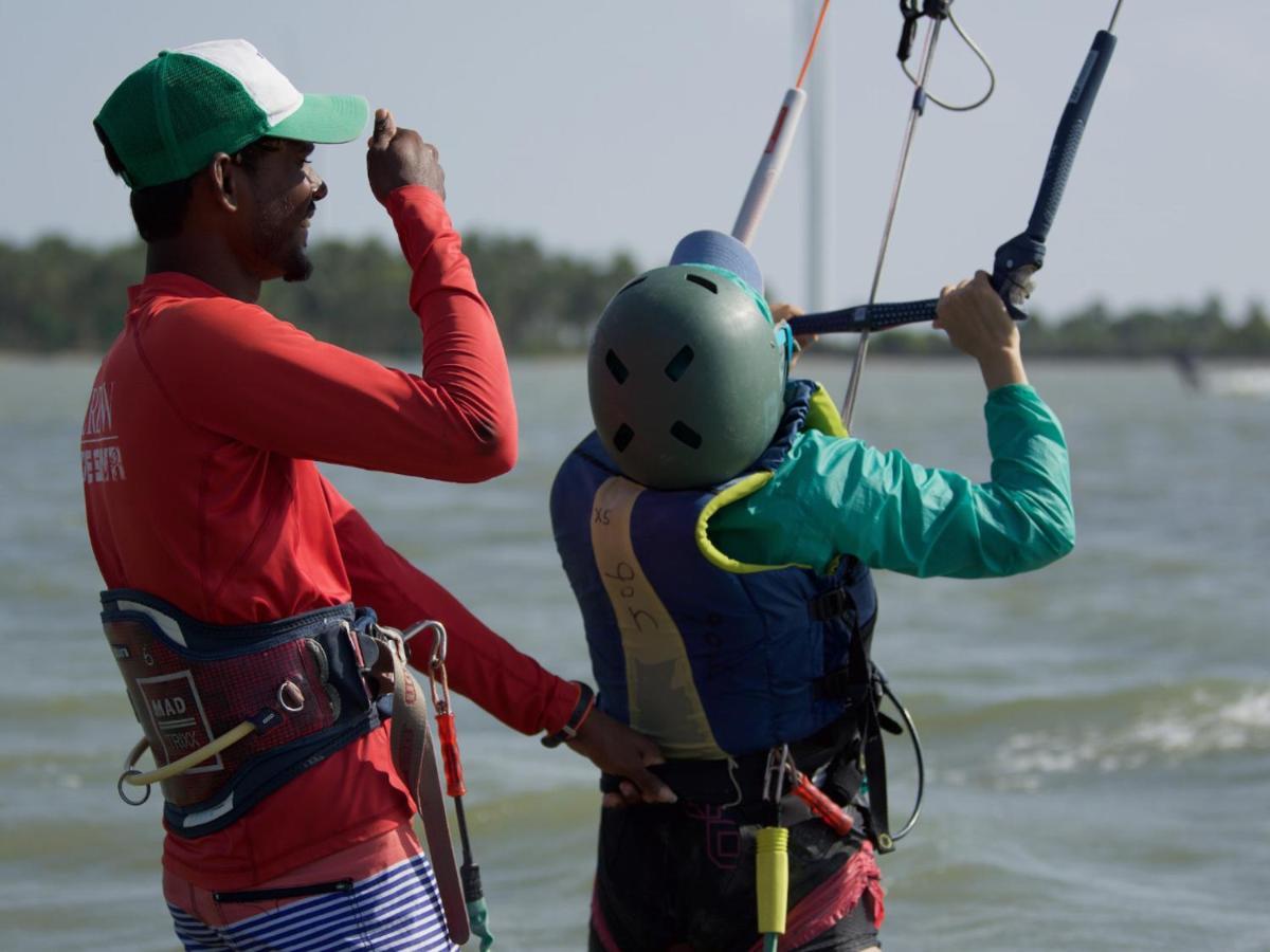 De Silva Wind Resort Kalpitiya - Kitesurfing School Sri Lanka ภายนอก รูปภาพ