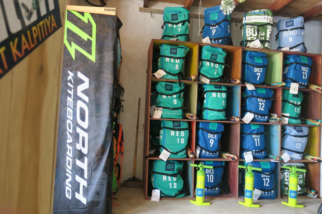 De Silva Wind Resort Kalpitiya - Kitesurfing School Sri Lanka ภายนอก รูปภาพ